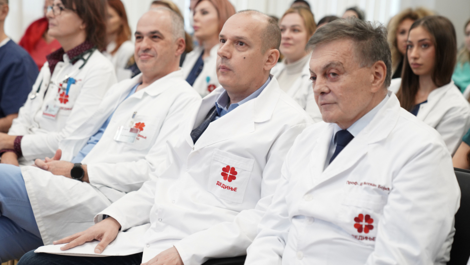 Lekari sa instituta Dedinje