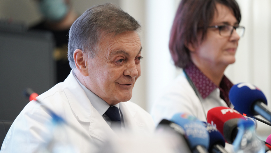 Lekari sa instituta Dedinje