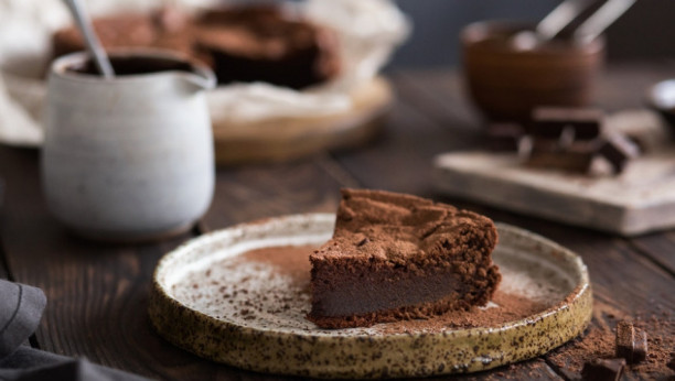 brzi čokoladni kolač