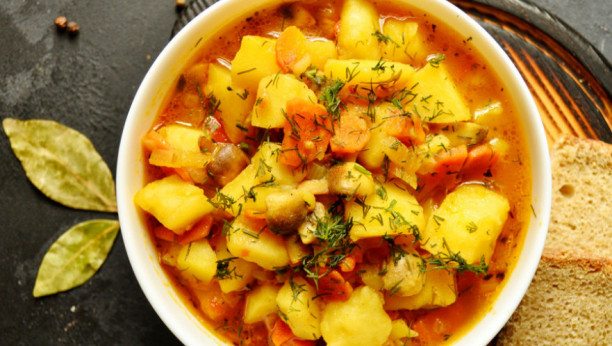 posni krompir paprikaš