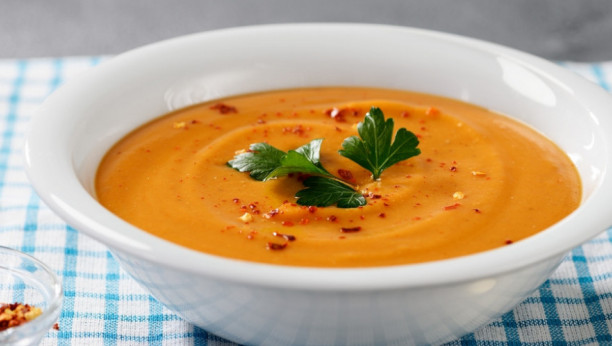 čorba od šargarepe i đumbira