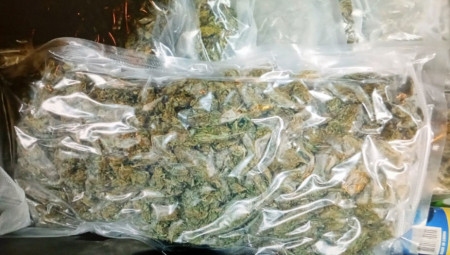 Po nalogu Višeg javnog tužilaštva u Sremskoj Mitrovici, D. G. je određeno zadržavanje do 48 časova, u kom roku će, uz krivičnu prijavu, biti priveden tužilaštvu