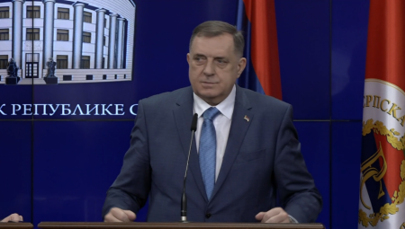 Apelaciono veće Suda Bosne i Hercegovine potvrdilo je osuđujuću prvostepenu presudu predsedniku Republike Srpske Miloradu Dodiku u predmetu koji se vodio protiv njega zbog nepoštovanja odluka visokog predstavnika