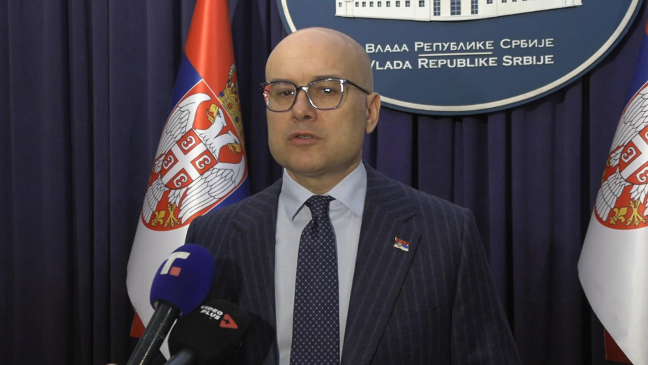 Vanredno obraćanje premijera Miloša Vučevića