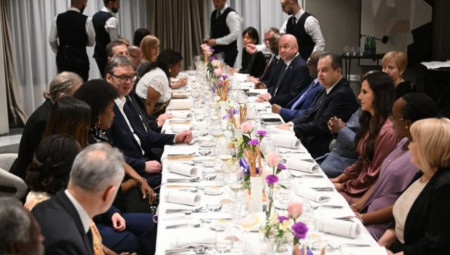 Predsednik Srbije Aleksandar Vučić priredio je večeru u čast predsednika Republike Burundi Evarista Ndajišimijea i delegacije te zemlje