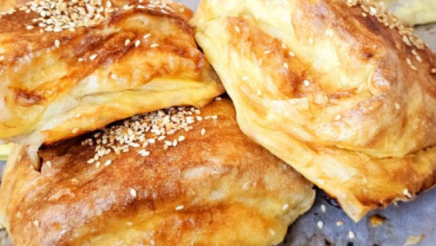 pita sa šunkom i sirom