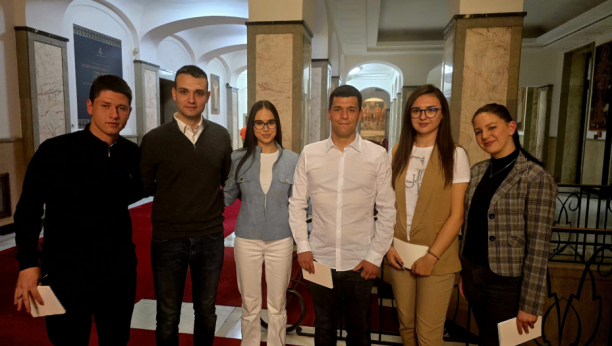 Studenti koji žele da uče