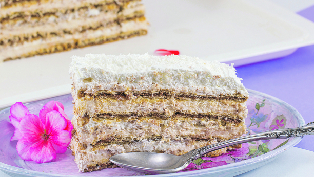 posna torta beli anđeo