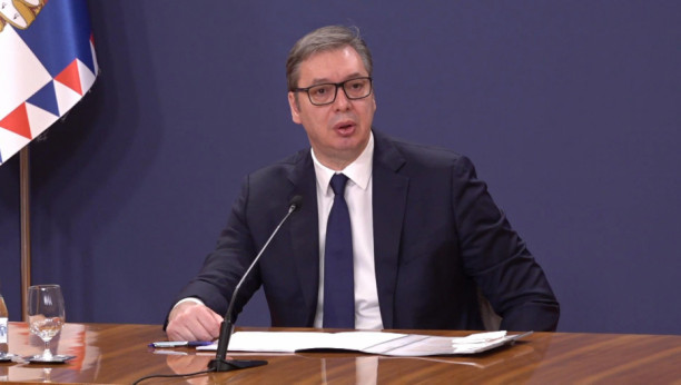 Aleksandar Vučić se obraća naciji