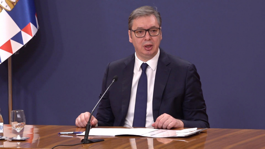 Aleksandar Vučić se obraća naciji