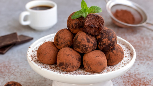 posni čokoladni tartufi