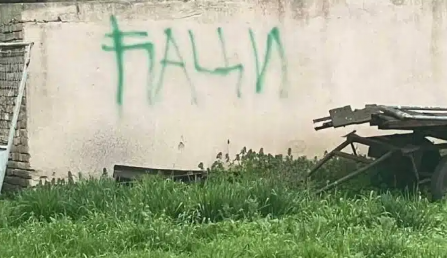 Vandalizam opozicije u Banatskom Velikom Selu
