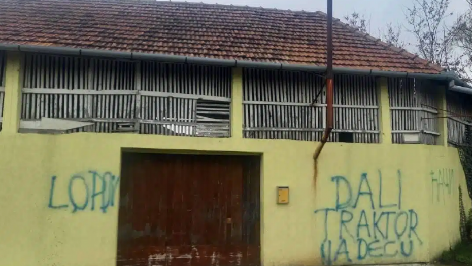 Vandalizam opozicije u Banatskom Velikom Selu