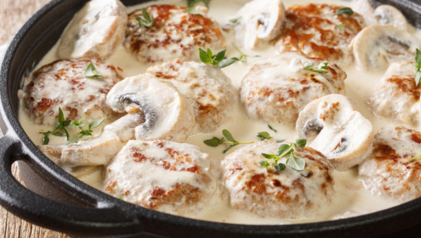 ćufte u sosu od šampinjona