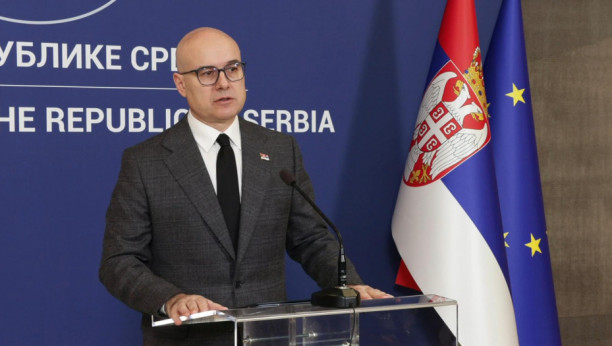 Miloš Vučević na potpisivanju ugovora o razvoju veštačke inteligencije