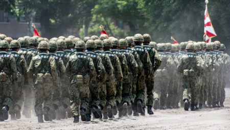 U međuvremenu, Masaki Kanai iz japanskog Ministarstva spoljnih poslova stigao je u Peking kako bi se sastao sa Liu Đinsongom, svojim kineskim kolegom