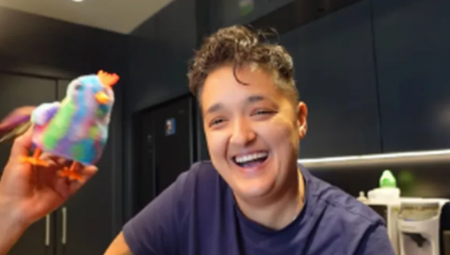 Pevačica ne krije svoju sreću!