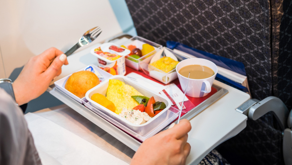 hrana i piće u avionu