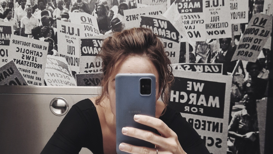 Grafička dizajnerka Jelena Lugonja