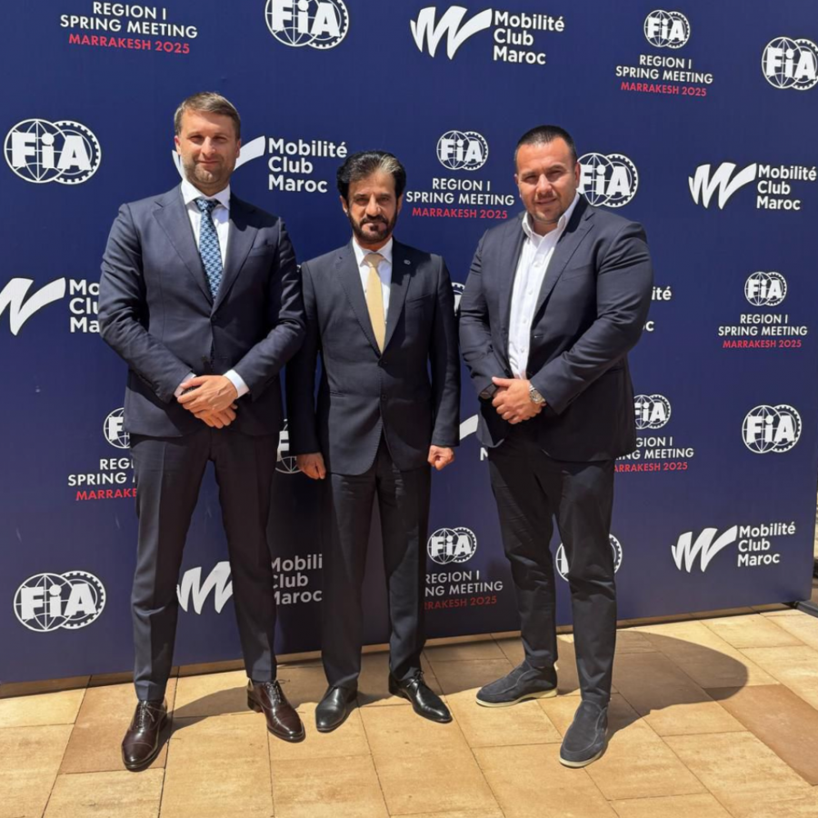 Milan Nikolić (AMSS), Muhamed Ben Sulajem (FIA) i Dejan Stojić (AMSS)