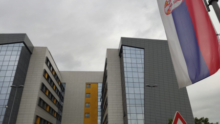 Žena stara 79 godina iz Niša koja je teško je povređena danas oko 12.30 časova na Matejevačkom kada ju je udario kamion koji je pobegao sa mesta saobraćajne nesreće, preminula je usled zadobijenih povreda