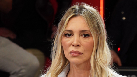 Sani Armani je pre 14 godina otišla u medijsku ilegalu, a 2017.se preselila u Ameriku, tačnije Los Anđeles