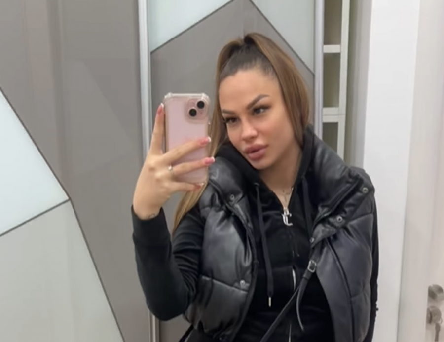 RAZVODI SE NAKON MESEC DANA BRAK Anin muž nosi nanogicu, a zbog jednog detalja svi bruje o tome da su se rastali