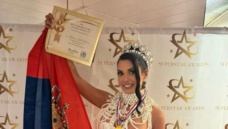 Titulu prve pratilje osvojila je Nadia Sana iz Tunisa, dok je druga pratilja Viktoria Emerson iz Austrije.