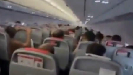 Let avionske kompanije "Fly Jinnah" iz Karačija ka Lahoru za dlaku je izbegao katastrofu, nakon što je tokom sletanja na Međunarodni aerodrom Alama Ikbal naišao na snažnu peščanu oluju