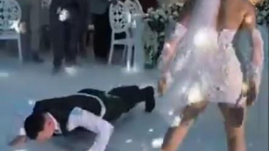 Provokativni ples mladenaca