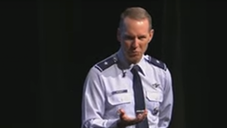 Generalov govor trajao je gotovo 40 minuta i objavljen je na Jutjubu, gde je za samo nekoliko dana pregledan više od 400.000 puta.