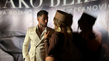 Zasijali na promociji duetske pesme