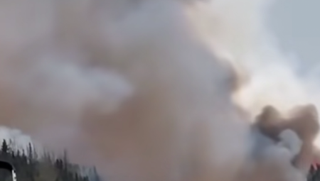 Požar se dogodio oko tri kilometra zapadno od najbliže reke