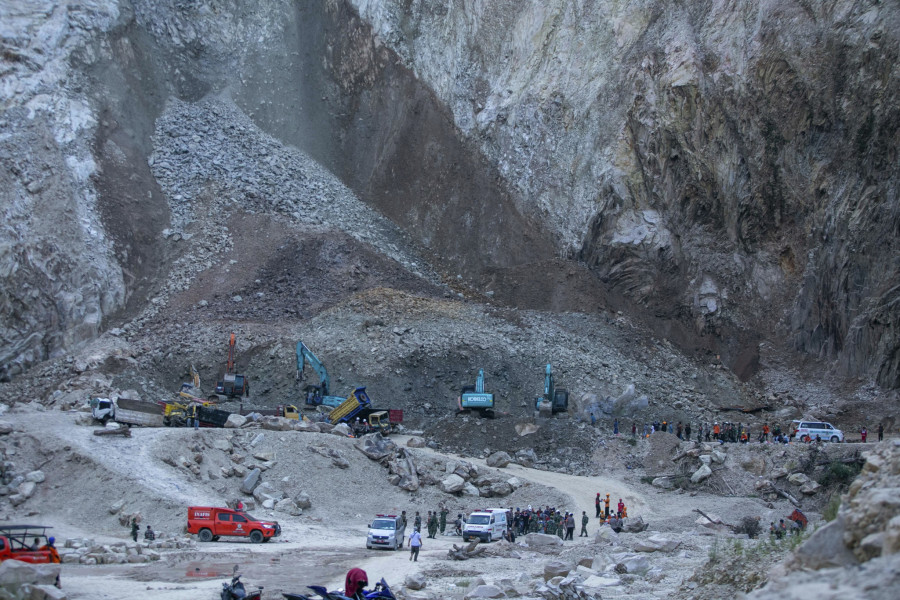 Tanjug/AP Photo/Okri Riyana