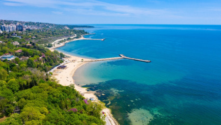 Srpski travel bloger Igor Milanović letovao je u Bugarskoj, nakon čega je na svom Instagram profilu poručio da je ova zemlja "jeftinija od Ade Ciganlije"