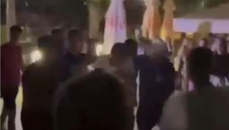 Fašistički napad dogodio se noćas kod Studenjaka, kada su blokaderi foteljaši brutalno nasrnuli na studente koji žele da uče.