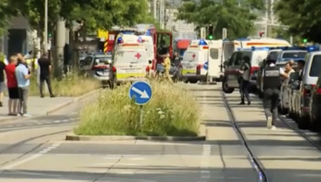 U jutarnjim satima u austrijskom gradu Gracu dogodio se stravičan masakr u srednjoj školi BORG, u kome je poginulo deset osoba.