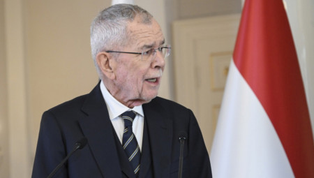 Nakon pucnjave u Gracu koja je odnela deset života oglasio se predsednik Austrije Aleksander van der Belen