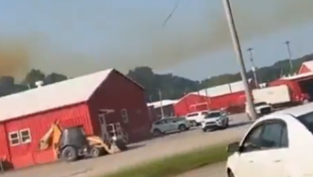 Veliko curenje hemikalija zaustavilo je sve letove u radijusu od 6.500 kilometara