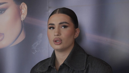 Nepoznata žena udarila ga je iz drugog automobila u zadnji deo vozila