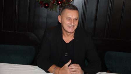 Iako se činilo da će se strasti na muzičkoj sceni bar malo smiriti, kako stvari stoje, novi rat na estradi je na pomolu