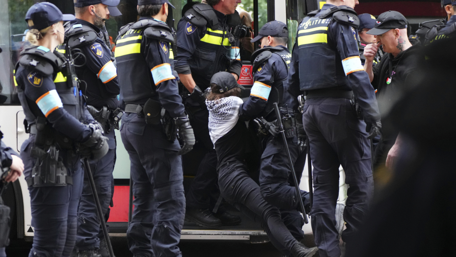 AP Photo/Patrick Post