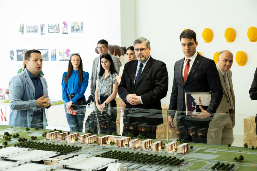 Fondacija “Za srpski narod i državu”