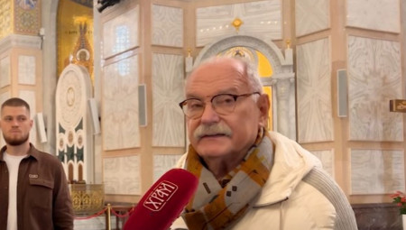 U Ukrajini je raspisana poternica za narodnim umetnikom Rusije, rediteljem Nikitom Mihalkovom, saopštilo je Ministarstvo unutrašnjih poslova Ukrajine