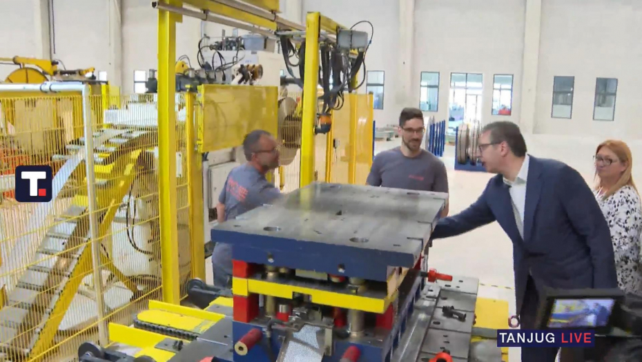 Predsednik Aleksandar Vučić na otvaranju fabrike kompanije PWO Group u Čačku