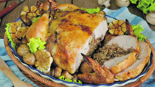 punjeno pečeno pile