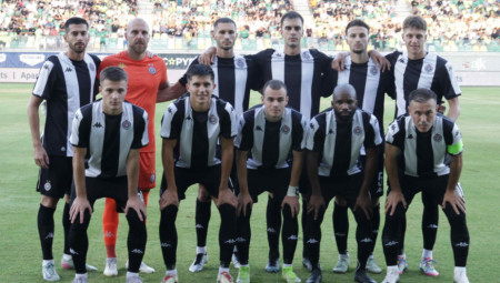 Partizan po evropskem porazu vidal rane v Pančevu in začel sezono Superlige Srbije