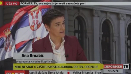 Opozicija u Srbiji svaki drugi dan kuka u Evropi kada treba da se napadne Srbija i srpski narod, a kada treba da se Srbi zaštite od fašizma i zločina nigde ih nema, poručila je predsednica Skupštine Srbije Ana Brnabić.