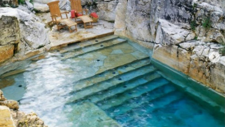 Jedinstveno imanje u Šefildu ima  privatni bazen uklesan direktno u stenu nekadašnjeg kamenoloma