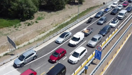 Deonica auto-puta od Pakovraća do Požege jedna je od najznačajnijih u Srbiji, a njeno otvaranje olakšalo je vožnju svim građanima tokom letnje sezone. Da je ova saobraćajnica već u samom startu jedna od najfrekventnijih, potvrđuju i podaci iz JP „Putevi Srbije“